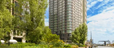 In London’s historic Canary Wharf, the mixed-use development Wood Wharf is an icon of sustainable construction. 