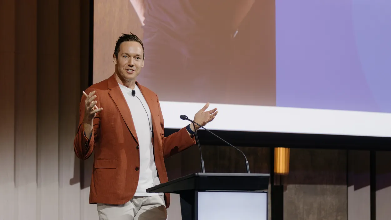 MC for the day, Dr Ben Hamer, sets the stage for a future-focused discussion at the Holcim ANZ Senior Leaders Conference.